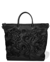 Черная большая сумка с пайетками с украшением от Prada