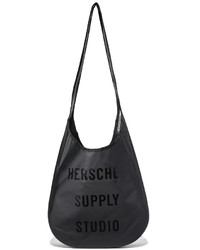 Черная большая сумка от Herschel