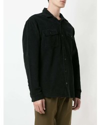Мужская черная вельветовая рубашка с длинным рукавом от OSKLEN