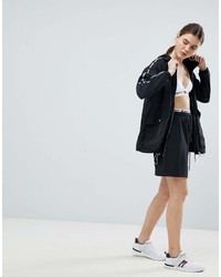 Женская черная ветровка от Tommy Jeans