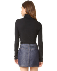 Женская черная водолазка от Petit Bateau