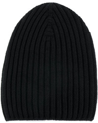Женская черная вязаная шапка