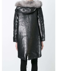 Женская черная дубленка от Moncler