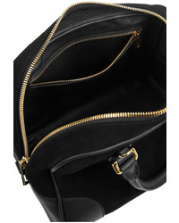 Черная замшевая сумочка от Loewe