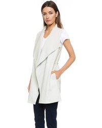 Женская черная кожаная безрукавка от Vince