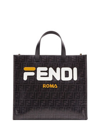 Черная кожаная большая сумка с принтом от Fendi