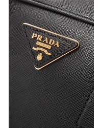 Черная кожаная большая сумка с рельефным рисунком от Prada