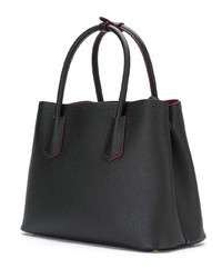 Черная кожаная большая сумка от Prada