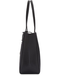 Черная кожаная большая сумка от Mackage