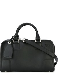 Черная кожаная большая сумка от Loewe