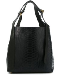 Черная кожаная большая сумка от Nina Ricci