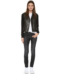 Женская черная кожаная косуха от Vince