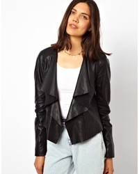 Женская черная кожаная куртка от Urban Code