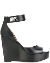 Черная кожаная обувь от Givenchy