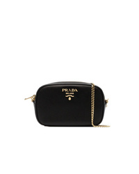 Черная кожаная поясная сумка от Prada
