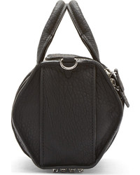 Женская черная кожаная спортивная сумка от Alexander Wang