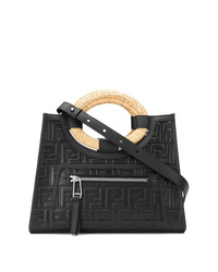 Черная кожаная стеганая сумка через плечо от Fendi