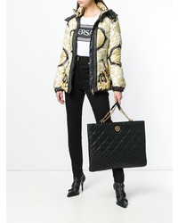 Черная кожаная стеганая сумочка от Versace