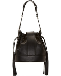Черная кожаная сумка-мешок с украшением от Versace
