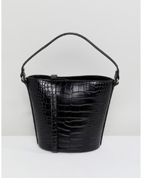 Черная кожаная сумка-мешок со змеиным рисунком от Mango