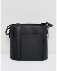 Черная кожаная сумка-мешок от Accessorize