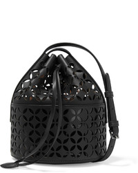 Черная кожаная сумка-мешок от Alaia