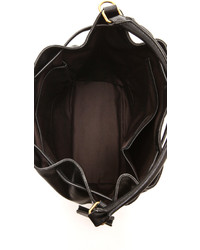 Черная кожаная сумка-мешок от Madewell