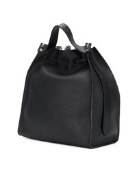 Черная кожаная сумка-мешок от JW Anderson