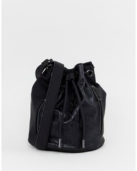 Черная кожаная сумка-мешок от Juicy Couture