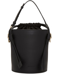 Черная кожаная сумка-мешок от J.W.Anderson