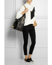 Черная кожаная сумка-мешок от Moschino