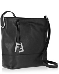 Черная кожаная сумка-мешок от Fendi