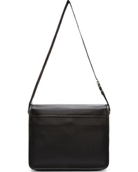 Черная кожаная сумка почтальона от Givenchy