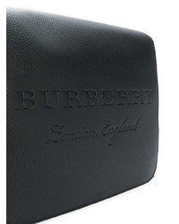 Черная кожаная сумка почтальона от Burberry