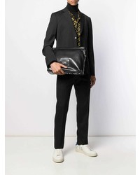 Черная кожаная сумка почтальона от Givenchy