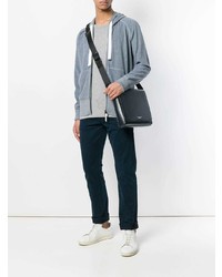 Черная кожаная сумка почтальона от Michael Kors