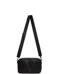Черная кожаная сумка почтальона от Valentino