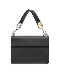 Черная кожаная сумка-саквояж от Fendi