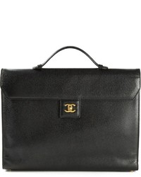 Черная кожаная сумка-саквояж от Chanel