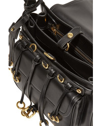 Черная кожаная сумка через плечо с украшением от Prada