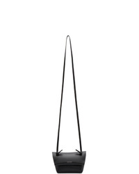 Черная кожаная сумка через плечо от Acne Studios