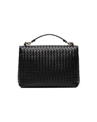 Черная кожаная сумка через плечо от Bottega Veneta