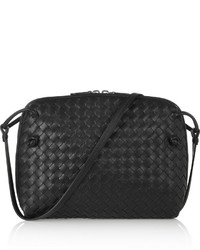 Женская черная кожаная сумка от Bottega Veneta