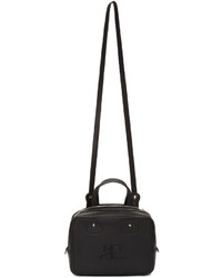 Женская черная кожаная сумка от Courreges