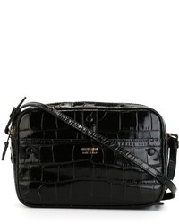 Женская черная кожаная сумка от Giorgio Armani