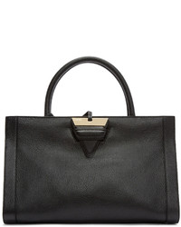 Женская черная кожаная сумка от Loewe