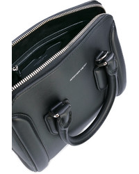 Женская черная кожаная сумка от Alexander McQueen