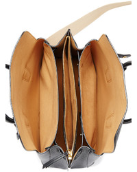 Женская черная кожаная сумка от MCM