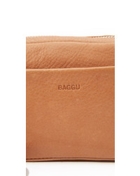 Женская черная кожаная сумка от Baggu