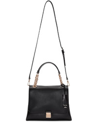 Женская черная кожаная сумка от Miu Miu